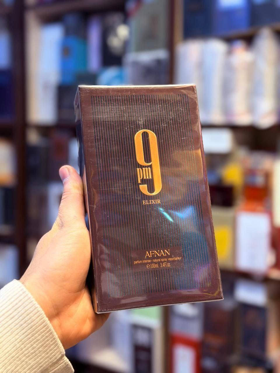 السلام عليكم عندي اربع عطور جديده بالجيس اصلية للبيع 😍 تم ذكر جميع الاسعار ❤️‍🔥
1- عطر كاف من احمد المغربي الاصلي ❤️‍🔥 بسعر 40 الف 
2- عطر كاندي الاصلي فرنسي حجم 200 مل 🌹بسعر 35 الف 
3- عطر ناين بي ام الكسير 9mp  من شركه افنان الاصلي❤️‍🔥
 بسعر 40 الف
4- عطر لكود براون الاصلي من كرم العطاء 😍بسعر 45 الف
جميع العطور اصلية وكالة ❤️‍🔥😍
🚛متوفر خدمه توصيل لجميع محافظات العراق 
رقم الهاتف ***********
