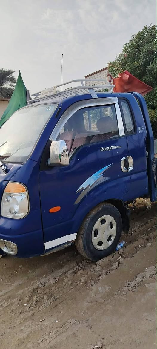 سلام عليكم كيه بنكو موديل ٧ مكينه ٣٠٠٠ قبق ابيض جديده وكير جديد رقم بابل انكليزي  تحويل مباشر بيها رشات صبغ مكفوله من الضربه مكان نجف الاشرف ***********
السعر 75 وبي مجال حك الجية
