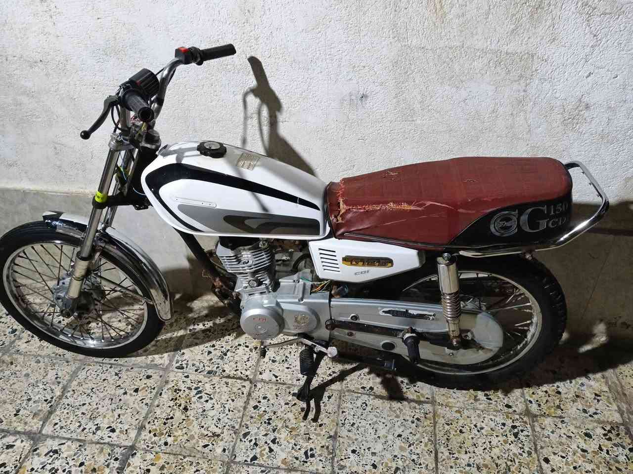 دراجه البيع كلك كلك 300 بي مجال


**إذا كنت صاحب هذا الإعلان وتريد حذفه لأي سبب، رجاءا أرسل رسالة إلى الدعم الفني**