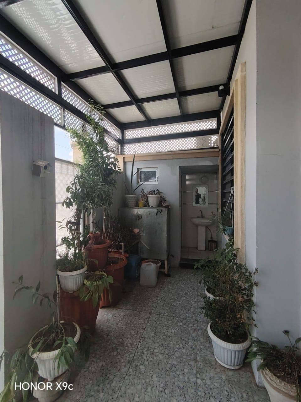 للبيع للبيع للبيع للبيع للبيع
#عقارات_فنر_الحمداني
دار سكني سند طابو في حي السماح الأركان فرع الحدائق
مقابل مدرسة سما الحدباء
المساحة ١٥٠م واجهة ٧،٥م طابقين بناء حديث
ط١غرفتين نوم وهول واستقبال ومطبخ وصحيات وكراج
ط٢ ثلاثة غرف نوم وهول وصحيات
للإستفسار ع السعر الإتصال
***********
***********
مراجعة مكتب البلديات للعقار في حي المشراق فرع مطعم طماطة بلمدخل الرئيسي
