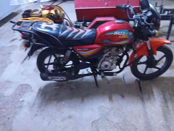 يا الله سلام عليكم طبعن مرخصت الادمن الصور بليل للعلم 
للبيع مكفيوله عام اوراق اصولي مديل 2021
سعر 800الف المحرك مكفول عام دراجه مال منتسب مامتعوبه بس مهموله أي نعم مكان ميسان قضاء علي الغربي 
الصور ولمقطع موضح كلشي بيه إلي ينشاف بل عين ماينحمد العزاز تجي وتصعد وتطلع تراي وأنه خادم للطبيب 
***********واتساب
***********واتساب وبيه مجال امراوس عادي شعندك
