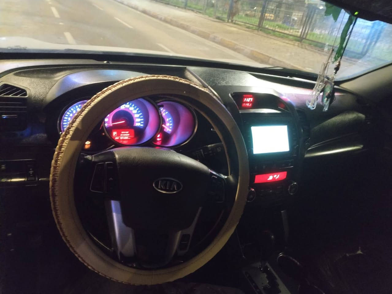 سلام عليكم سياره نوع سورنتو موديل 2012خليجي كويتي فول مواصفات واحد عل واحد بصمه بنراما شاشه كامره حساسات تحكم ستيرن جهتين خمسه ويل كب 6سلندر 7راكب 3قطع تبريد مكفوله كفاله عامه كفاله كير مكينه حداديه تخم تاير تبريد تدفىه تبريد ثلج شاير بل مري مري شفط كشنات كهرباىي جلد شرط السونار سياره فول نضافه احله من الصور زراك لايت كشاف زنون العنوان كربلاء السعر 165وبيه مجال حك الجيه الهاتف ***********مامتواجد عل فيس بيع فقط
