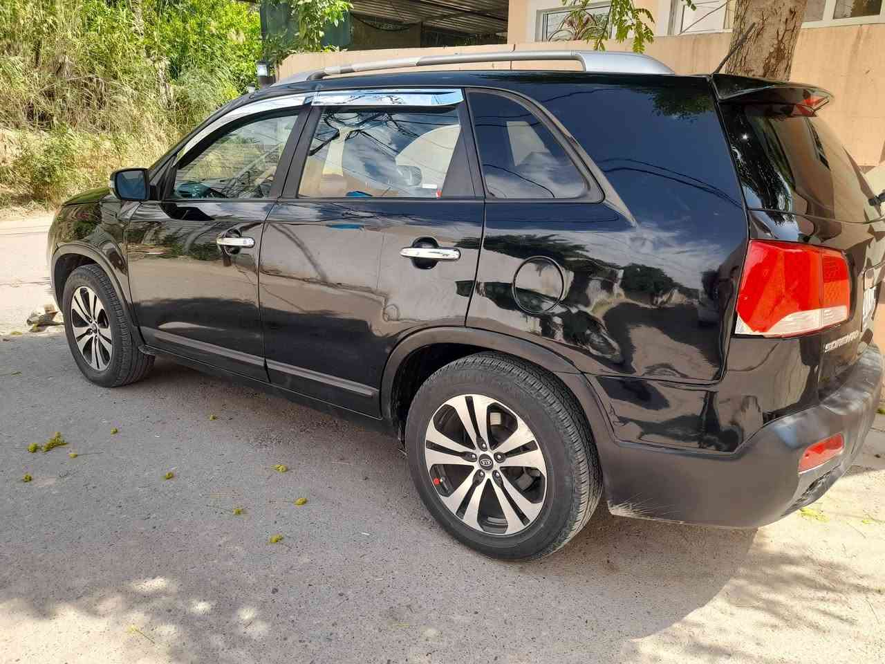 سورنتو موديل ٢٠١٢رقم ديالى سنويه ل٢٠٣١ هزه جديده بيه قطع تبديل وقطع صبغ السونار مرفق بالصور أبيع صبغ عام بدون دواخل ٦سلند ٥راكب كشنات جلد وكهرباء محرك كير صدر مكفولات السعر ١٠٧ بيه مجال للاتصال ***********مكاني بعقوبه مراوس سويجات أو أقل هم يرهم
