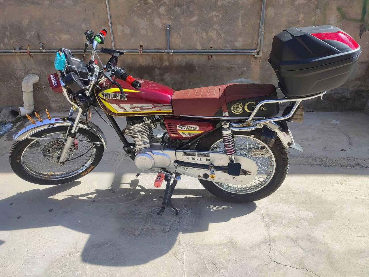 سلام عليكم
للبيع دراجه ايراني موبايل 2024
مكان جلولاء 
كل شغال مابي اي نقص ***********
