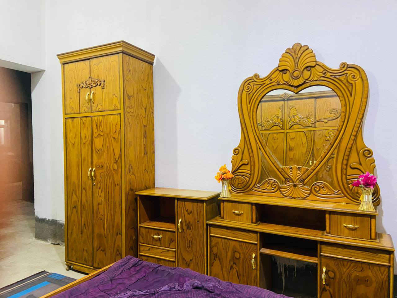 للبيع غرفة نوم توج خشب صاج عراقي نضيفه فول استخدام قليل عنوان الرمانه البعبيد سعرها 800 وبي مجال 
***********/وتساب
