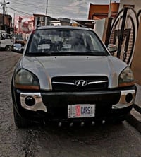 توسان • ٢٠٠٩ • رقم موصل