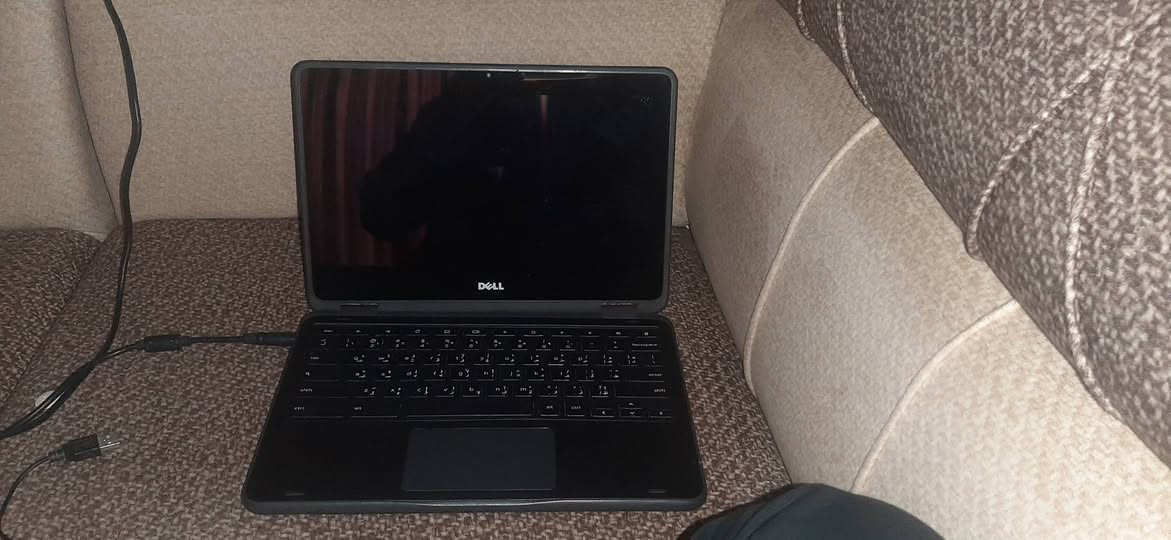 سلام عليكم 
حاسبه DELL
خوش حاسبه نضيفه جانت مضمومه شغاله وبدون حساب 
وانطي وياهه طابعه هم شغاله 
ابيعهن فحم ثنينهن ب٥٠ الف 
الحاسبه ملحقاتها شاحنتين وماوس وجنطه 
ابيع فحم فحم فحم بس شغالات ثنينهن 
مكاني حله 
توصيل ماكو 
***********
