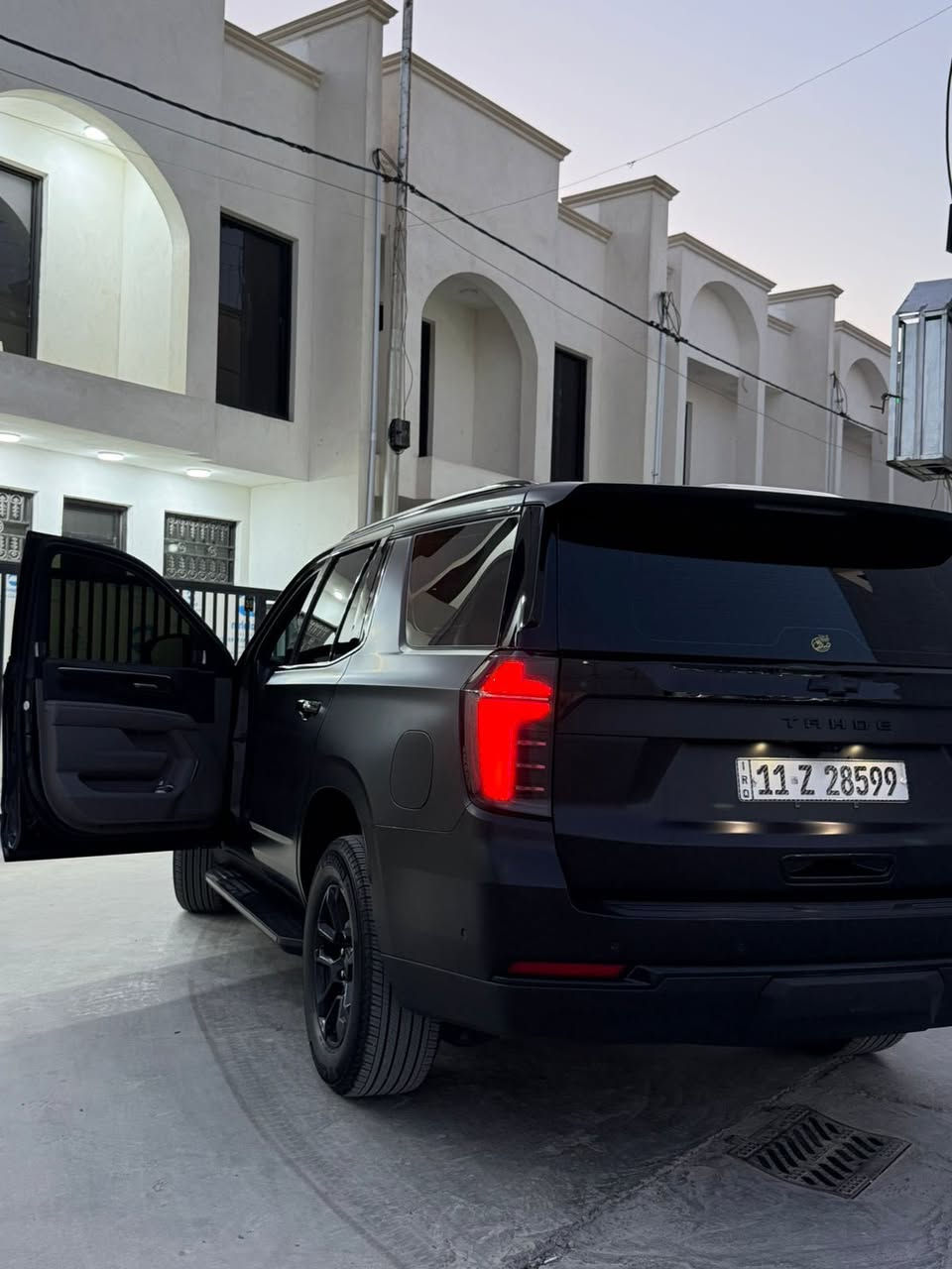 السلام عليكم
تاهو LS 2025 معروفة المواصفات خليجيه 
كفاله عامة 
ماشية 14 وكالة المنصور ام الضمان
مغلفة ppf مات من الزيرو 
السعر 550$ وبيها مجال
***********
