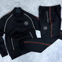 تراكات رجالية متوفرة  علما الصورة حقيقية 😇 قياسات متوفرة  التواصل عبر ...