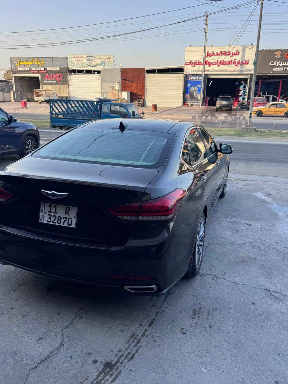 جنسس G80
موديل 2015
رقم بغداد انكليزي 
فل كامل بنوراما تحديد مسار نقطه عمياء
مكنيه 6 سلندر
السعر 170 وبيها مجال  
للتواصل على الرقم الهاتف ***********
عنوان كربلاء
