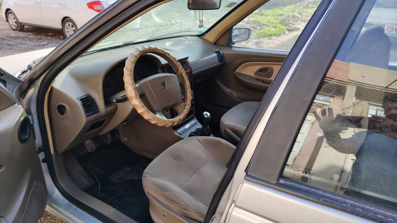 السلام عليكم
405 موديل 2018 
ماشية 86 الف 
بدون قطرة صبغ كفالة
السيارة جاهزة ع اخر حبابة 
منظومة غاز ايطالي زافولي 
تبريد ثلج 
شاشة وكاميرا 
تخم تاير 
السنوية 2030
مكاني بغداد
***********
