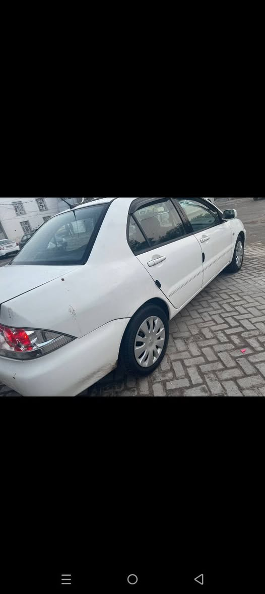 السلام عليكم لانسر 2011 شركه العامه رقم بغداد انكليزي بسمي هزه جديده سنويه 2031 كير ومحرك جدد 1600 قبق اسود تبريد ثلج تدفه نار تخم تاير حداديه جديده لايت زنون شاشه كامره خلفيه دواره مكفوله من الضربه مصبوغه حزام اللجماليه ابيعلك شرط سونر مكان سياره بغداد سعر 80 هاتف *********** فخر الصناعه اليابانيه
