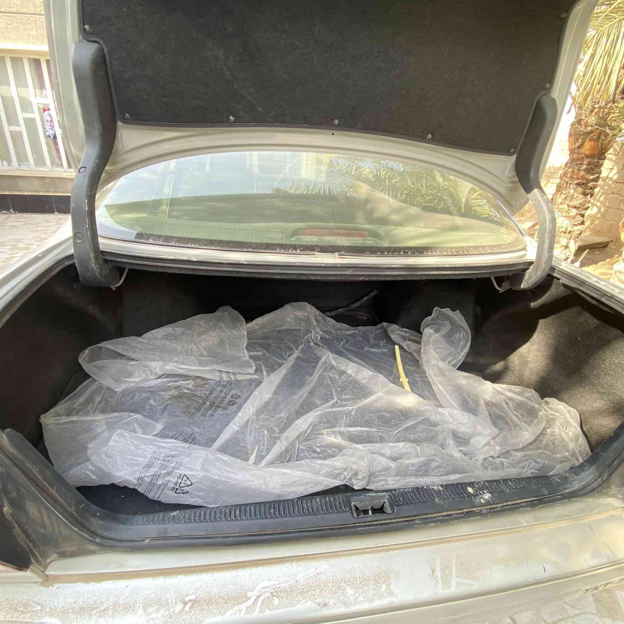 السلام عليكم سياره جنون ادوات ادوات  كصه قماره فقط سياره جديده تخم تاير حداديه  ٣دكم برده كهرباء ويل نجمه *********** تنشمل بل القرار الجديد اذ  واسطه سعر ٤٣وبيه مجال  مكان ذي قار الدويه
