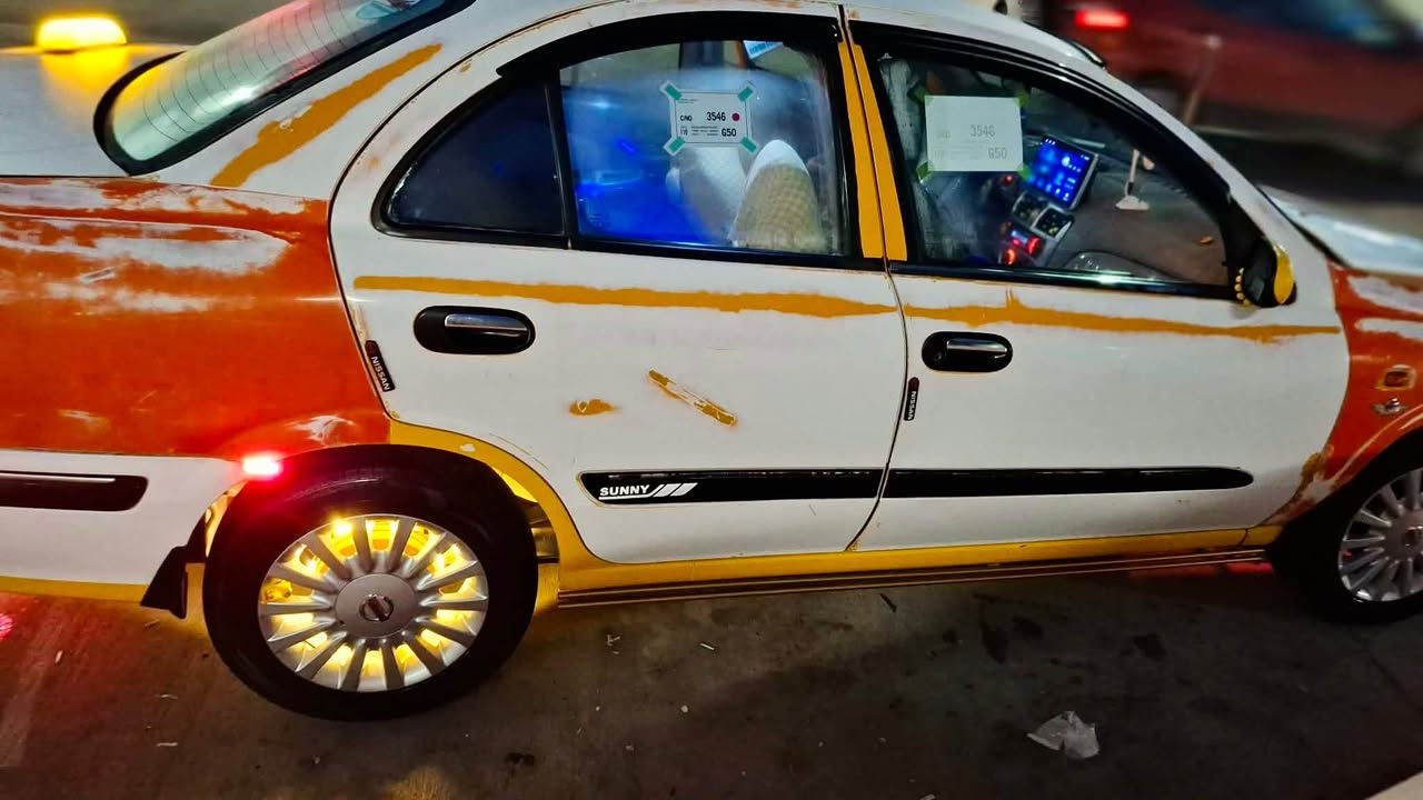 بەناوی خوایگەورە 
Sunny 2001 
٣پارچەی سلێمانی 
مەکینە ١٦ ، گێڕو مەکینەو تەقەو ڕەقەی بە شەرت
 دەعم و پارچە گۆڕاوی نیە تەنها پشتی یەک جەمپی بچوکی  هەیە شایەنی باس نیە    
کارەبایی دارو بەرد بە شەرت
 تەبرید لەسەر سویچ 
چوار تایەو ویلی لۆکی لەسەرە
چوار جام کارەبایە
شاشە ئایپاتە 
کامل جوانکاری بۆ کراوە 
بێ مەسرەفە سەیارەکە 
تەنها سایەقێکی ئەوێت 
سعریشی ٩٣ گەڵاو کەمێک مەعامەلەیە 

لەگەڵ ڕێزم موشتەری نیت بێزارم مەکە 
بەس جوابی تەلەفون ئەیەمەوە 
0770 229 10 45 
سلێمانی السليمانية, العراق
