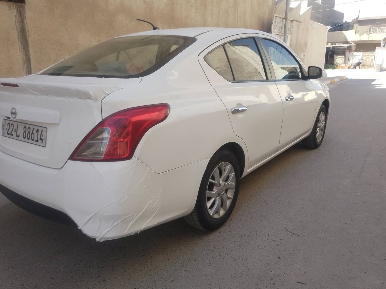 سلام عليكم نيسان سني موديل 24 مكفوله كفاله عام من الصبغ والبارد ماشيه 41 بسم عربي  شرط تحويل للبيع فقط استفسار اتصل *********** السعر 119 بيه مجال بسيط جدا العلوان كفات السيديه وبلعافيه عله ياخذه
