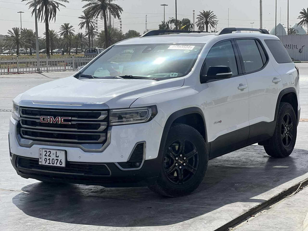🏁 للبيع: GMC اكاديا AT4 موديل 2022
سيارة نظافة وكالة

🔹 المواصفات الفنية والأداء:

• المحرك: V6 بسعة 3.6 لتر، قوة وعزم دوران عالي.

• نظام الدفع: AWD (دفع رباعي مستمر) مخصص للطرق الوعرة والمدينة.

• الكير: 9 سرعات أوتوماتيك (تبديلات ناعمة جداً).

• نظام التعليق: خاص بفئة AT4 لراحة قصوى في المطبات والطرق الخارجية.

وبقية المواصفات معروفه هي بعد اعلى فئة هي والدنلي فول مواصفات

🔹 الإضافات والمميزات (الـ AT4 توب):

• المظهر الخارجي: جلوسات سوداء (Black Edition)، جنوط AT4 المميزة، وتواير بحالة ممتازة.

• المقصورة: كراسي جلد مطرزة بشعار AT4، نظام تدفئة وتبريد للكراسي.

• التكنولوجيا: شاشة لمس كبيرة تدعم Apple CarPlay و Android Auto، نظام صوتي Bose احترافي.

• الأمان: رادار تصادم، تنبيه خروج عن المسار، كاميرات 360 درجة (عالية الدقة)، وحساسات محيطية.

• التبريد: تبريد مركزي "ثلج" قطعتين (منفصل التحكم).

كشنات تدفئة تبريد

🔹 حالة السيارة:

• الممشى:[68الف] كم.

• البودي: [حادثها قبغ صندوق فقط من امريكا بدون دواخل].+حادث بسيط بالعراق خشم البنيد الايمن شبر ومعدل عالبارد وسوي سونار واني خادم

• الكهربائيات والميكانيك: السيارة بحالة الوكالة، "شغل واطلع".

• الأوراق: [رقم أربيل]، سنوية وهزة جديدة، والتحويل ثاني يوم.

📍 المكان: [بغداد الدورة]

💰 السعر: [27,500$] بيها مجال بسيط شراي راسل او اتصل غيرها لا تعبني 

📞 للاستفسار: [***********] واتساب
