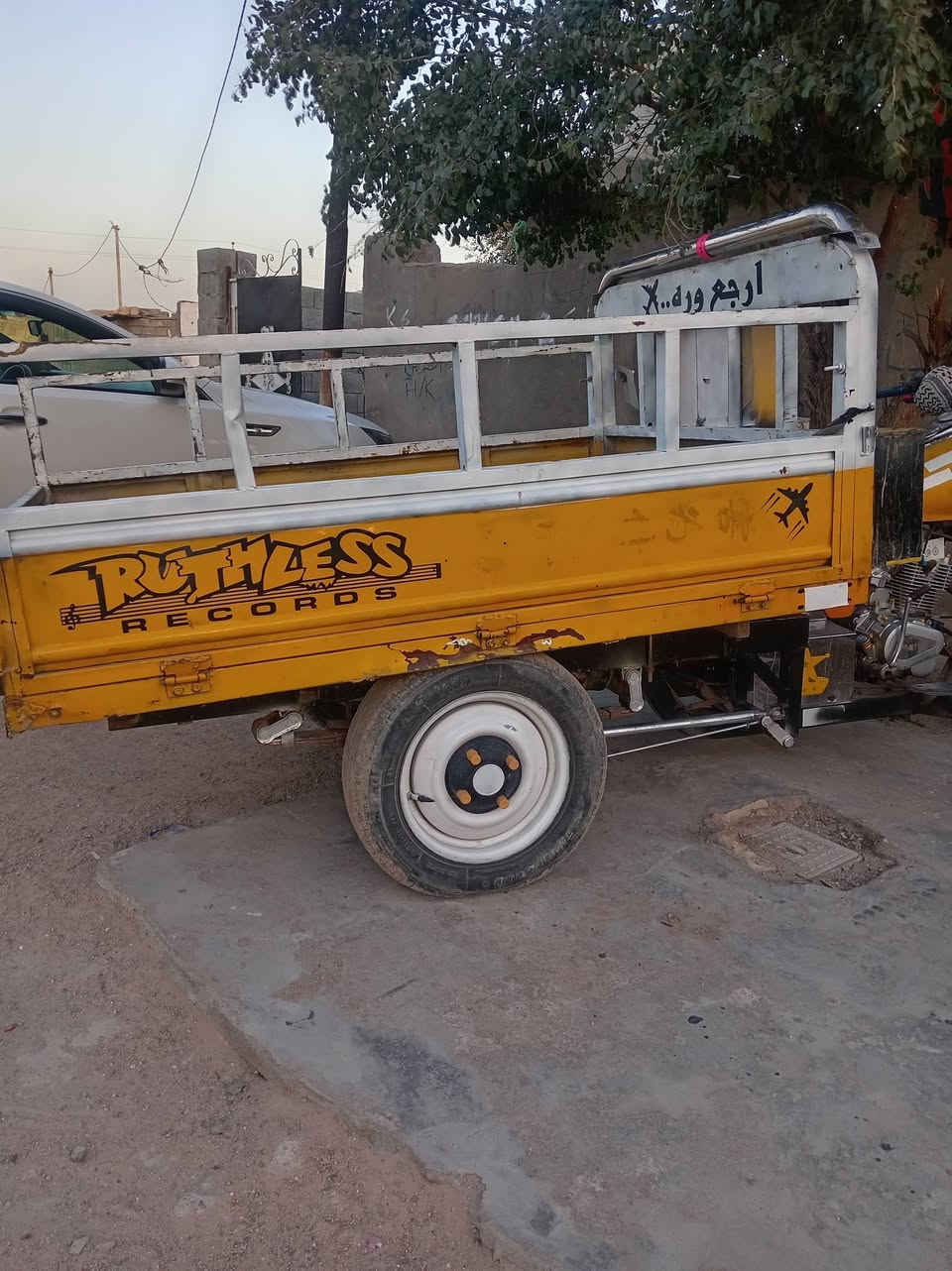 ستوتة للبيع أوراق اصولي موديل 16 عنوان خور الزبير سعر واحد وسبع مية وشراي بيهة مجال
*********** بي وات
