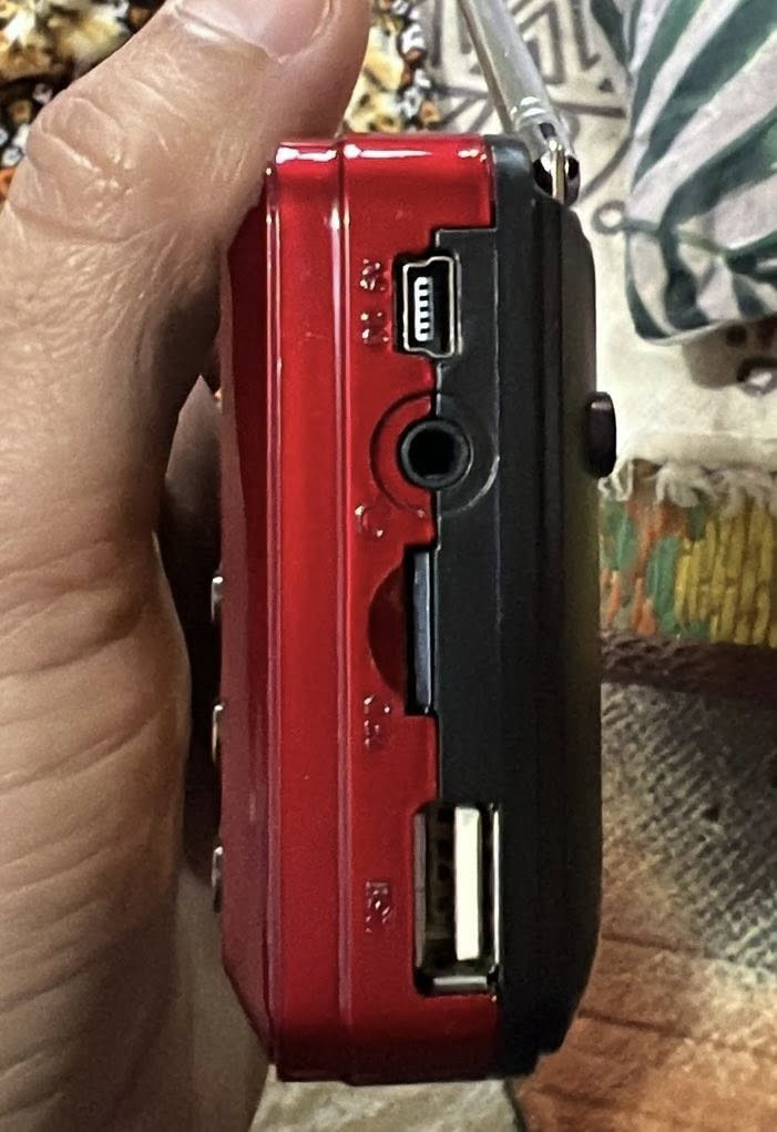 يله بويه زمن جيل الطيبين وين راحو ايام زمان 
قطعه كلش حلوه ونضيفه شرط الفحص راديو + ام بي ثري وياه رام 8 كيكا قارئ قرآن كلش جميل وكيبل الشحن وياه وبطاريه نوكيا اليريده يراسلني…المكان قلعة سكر صوب بني ركاب


**إذا كنت صاحب هذا الإعلان وتريد حذفه لأي سبب، رجاءا أرسل رسالة إلى الدعم الفني**