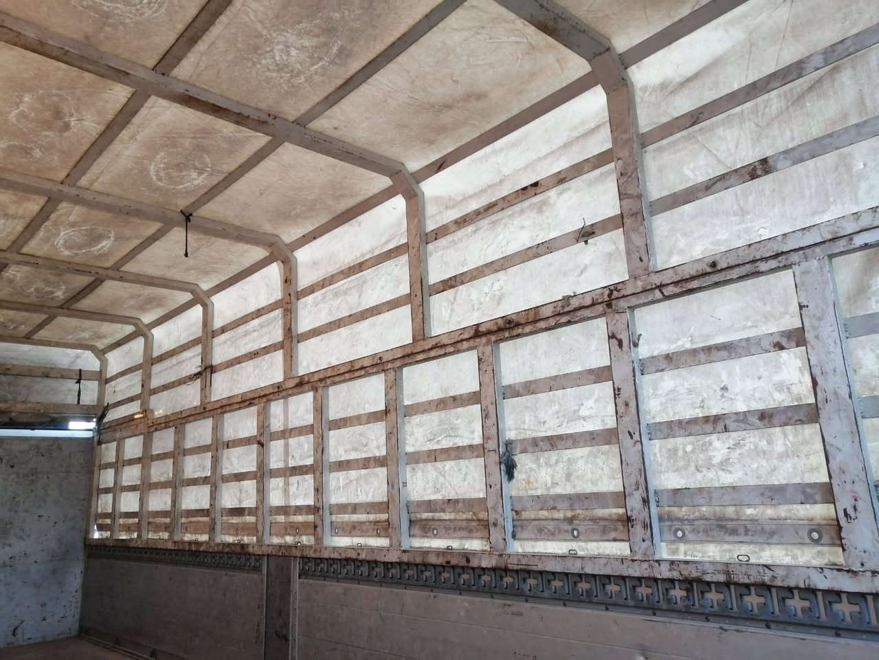 محجر هينو مع السقيفة للبيع العنوان ذي قار - سوق الشيوخ للاستفسار الاتصال على الرقم ***********
