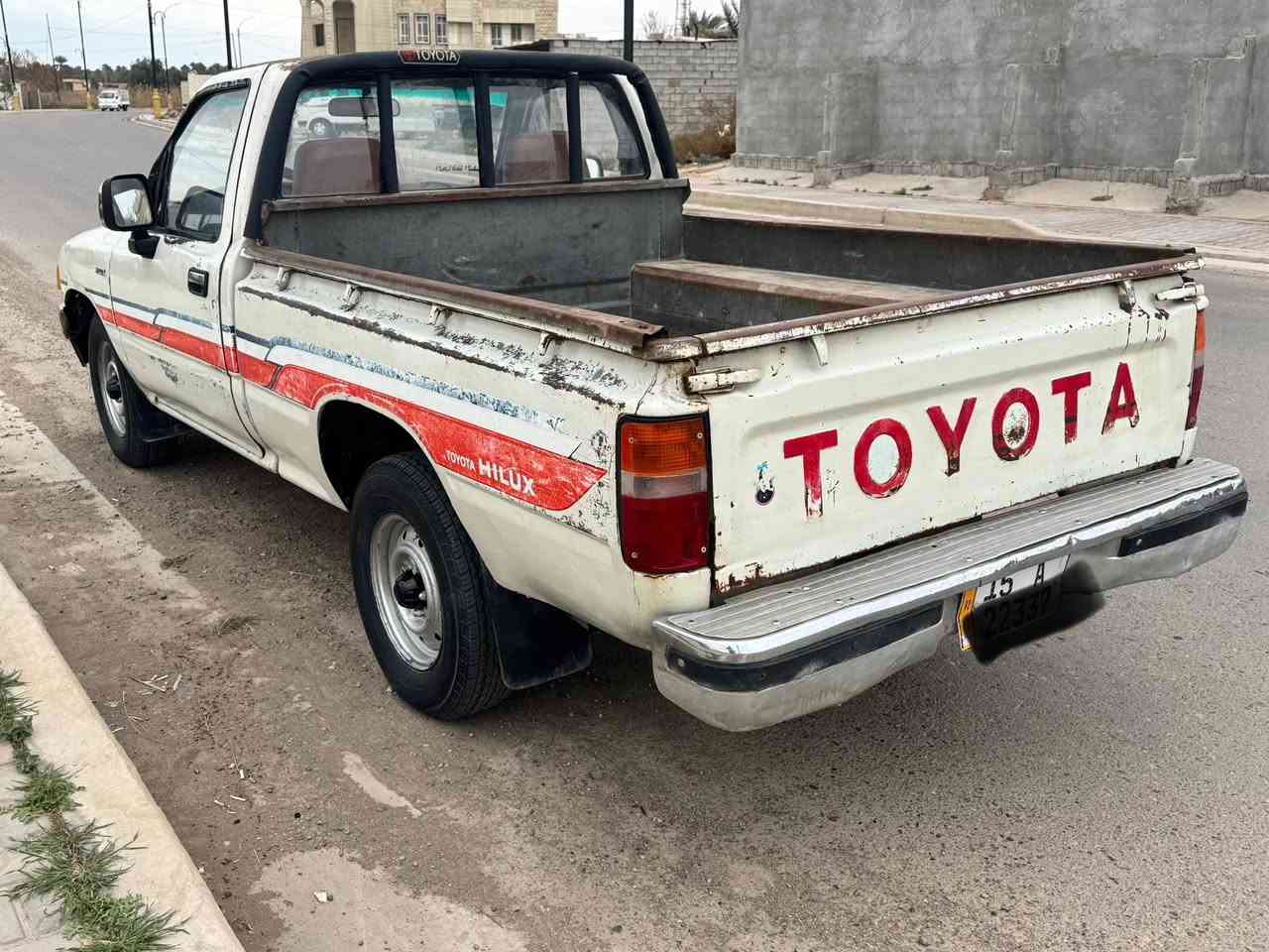 سلام عليكم
للبيع او مرواس بيكم تيوتا 90 بلاديه 
رقم انبار انكليزي 
كير محرك اكسل شرط
السعر 48 
مكان السياره الضلوعيه
للاستفسار ***********
