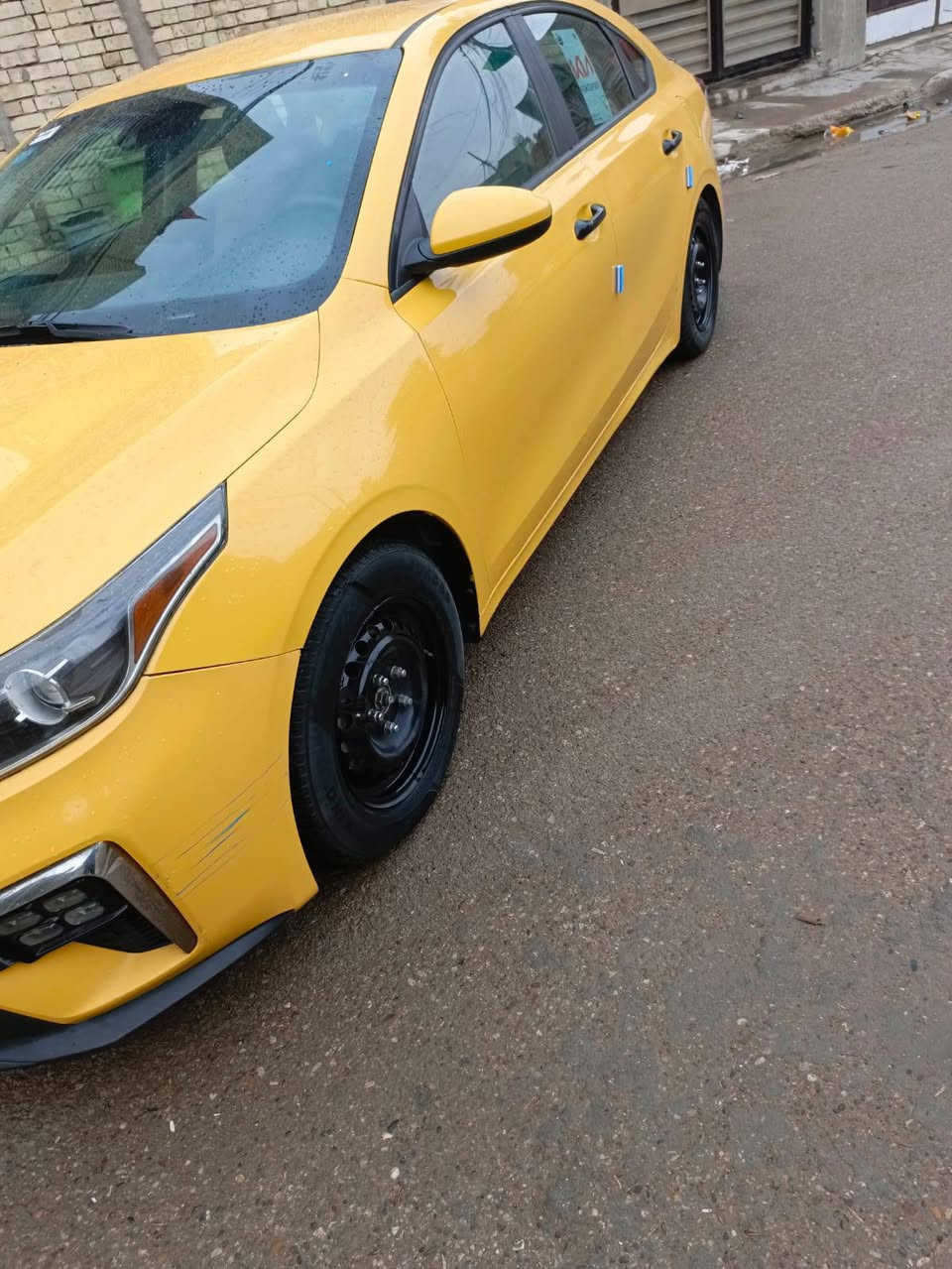 السلام عليكم فورتي 2019 وارد امريكي حادثه موضح  موضح بالسونر مرفوق بالمنشور  ماكينه 2000 دوش جير اي تي المرغوب كهربائيات شغاله تبريد شغال تخم تاير ثانويه باسمي عنوان بغداد***********
