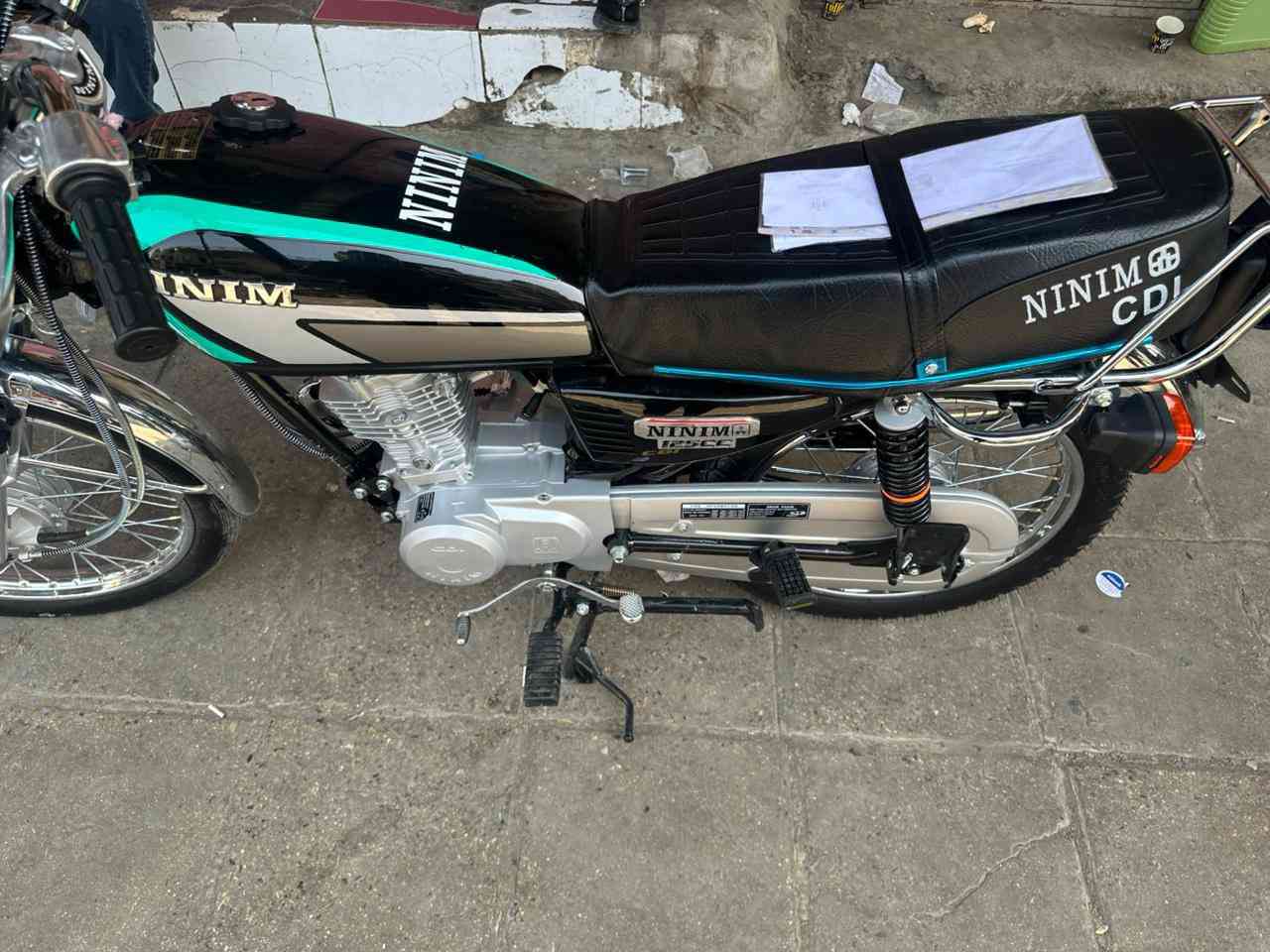 السلام عليكم دراجه نامي زيرو موديل 2027اي نقص مابيهه اوراق سكنر السعر 700بيهه مجال العنوان مدينه الصدر 
***********
