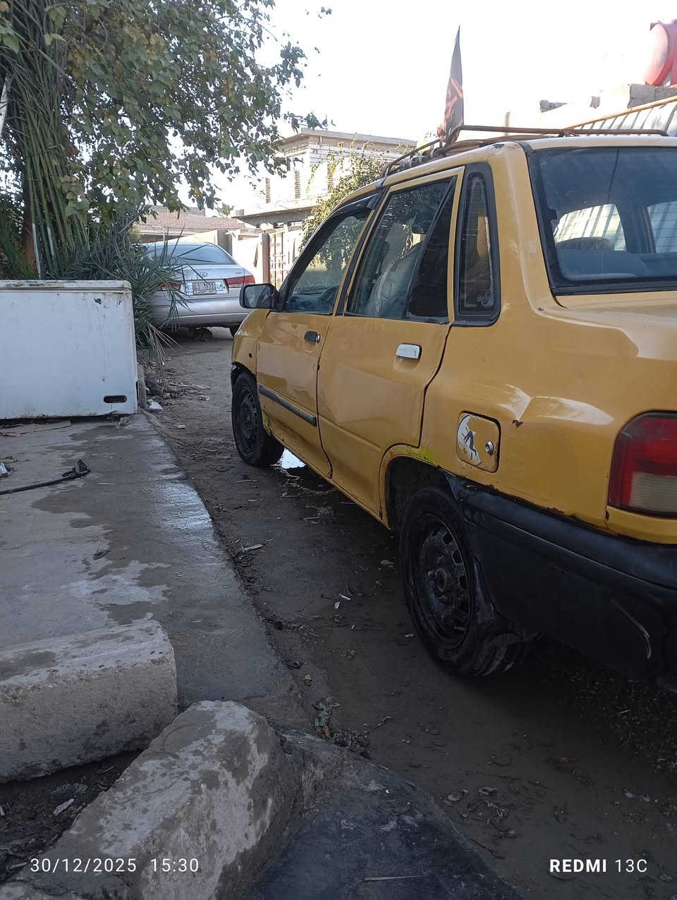 السلام عليكم
شباب سايبه للبيع موديل 2012 السعر7 تحويل 

***********

***********
