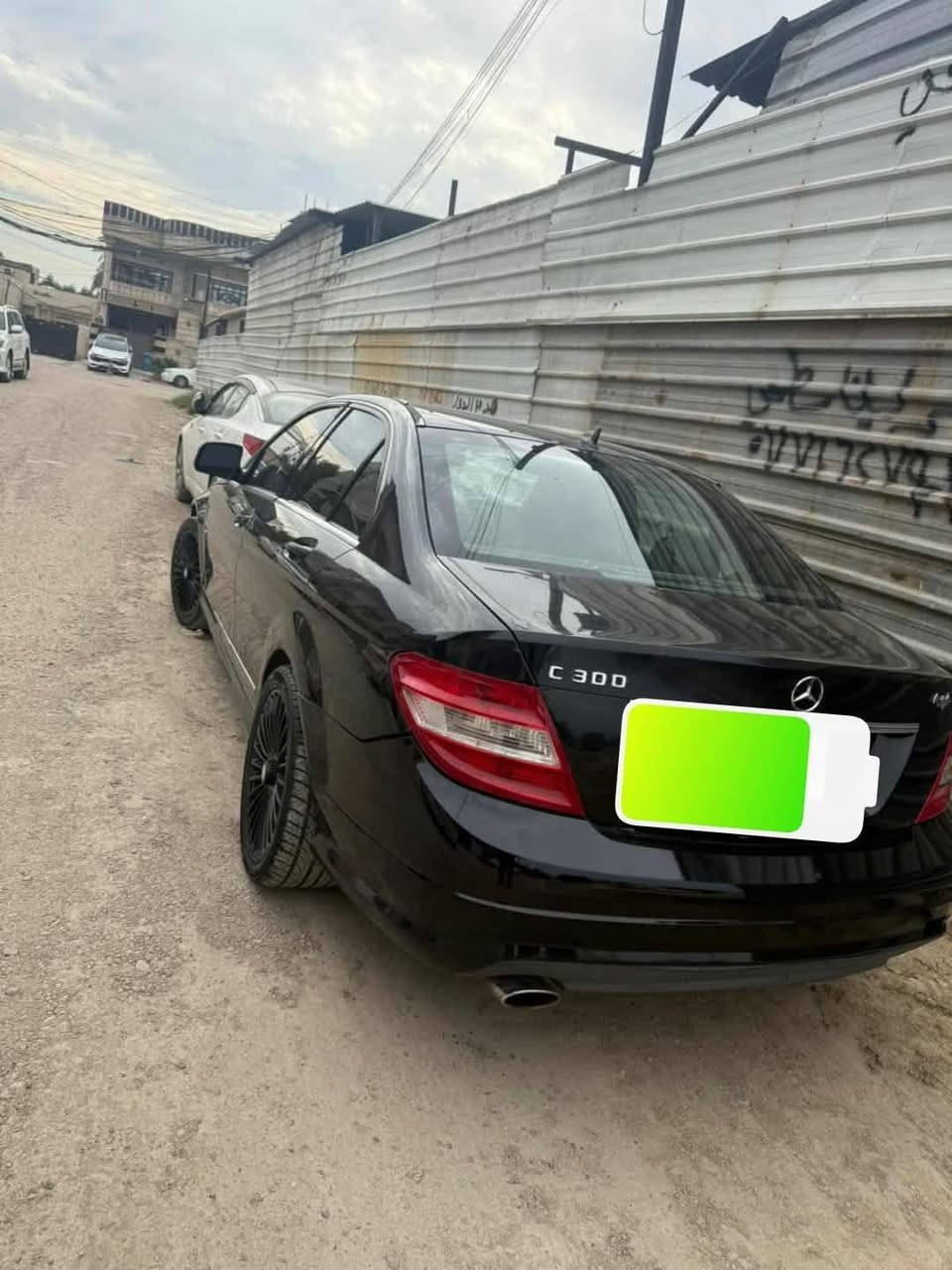 مرسيدس موديل 2011 جاهزة مكينه كير جديد تبريدشغل تدفه شغل كهربيات كله شغاله سياره احله من الصور تخم تاير جديد شاشه تحكم فتحه السيارة احلى من الصور السعر 50 الاتصال علا الرقم ***********
