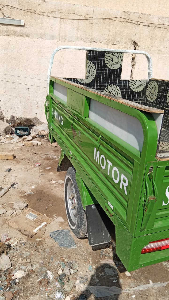 السلام عليكم ستوته للبيع موديل 2023 اوراق اصوليه نضيفه كلش مكفوله من الشخط مكانها بغداد المعالف تقاطع درويش السعر مليونين ونص وبيها مجال بسيط حك الجيه ***********
