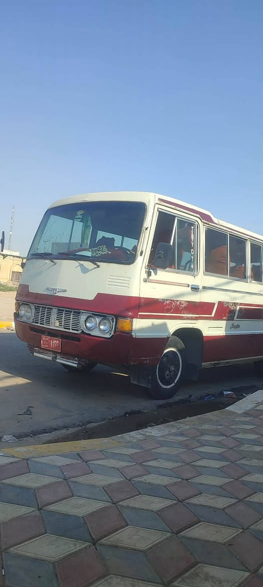 السلام عليكم كوستر موديل ٨٢ كير مكينه اكسل مكفولات تخم تاير كهربائيات كلها شغاله السعر ٥ وبيها مجال
ملاحظة 
او مراوس بآسيا او جنبي موصليه

مكان حله مركز ***********
