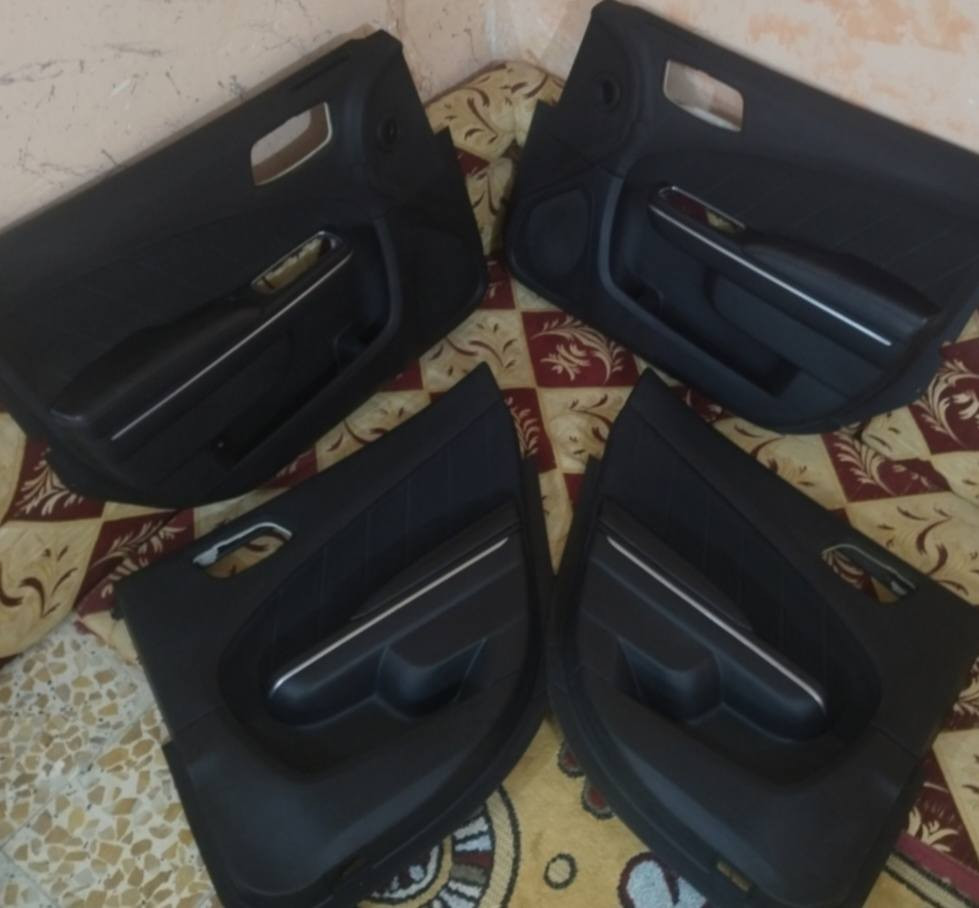 غرفة جارجر مخمل دبل حضن
ترهم من موديل11 لحد 23

سعر 750وبيه مجال

***********
