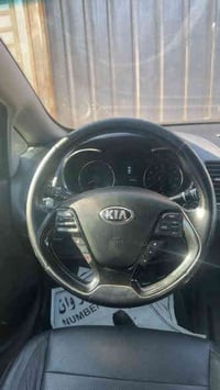 فورتي 2017  محرك2000 دوش -اقرأ الملاحضة- رقم بغداد وارد امريكي فول موا...