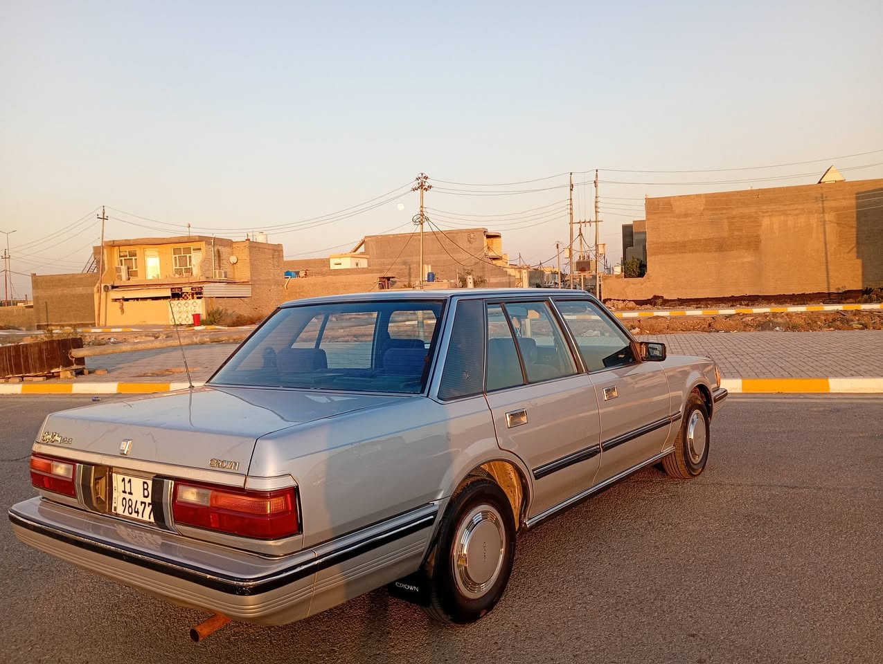 السلام عليكم للبيع سوبر 85 بلاديه بيها بس قبق الجنطه موبدل بلادي اثر جراد الباقي لا صبغ ولا بارد كير عادي محرك بلادي كله بيها ع وضع شركة ماشيه 279 السعر74 بيها مجال كولش بسيط عنوان واسط الصويرة فلكه الزعيم ***********
