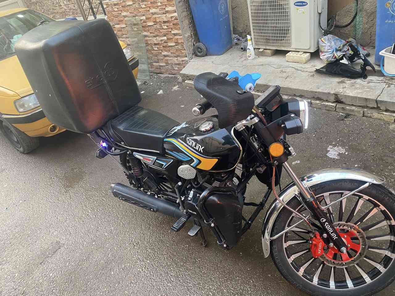 دراجه سولنك للبيع ماشيه 10 الف دراجه نظيفه كلش برغي ممفتوح بيه كهربائيات كله شغاله نكره سلف مكينه ناعمه كلش وياه غراض صندوق و درع واقيات يدات استاند تلفون تاخذه نفس الصوره أوراق مكاتبه منفيس فقط سعره 900 بيه مجال بسيط حك الجيه رقمي *********** ممتواجد فيسبوك مكاني الاعظمية
