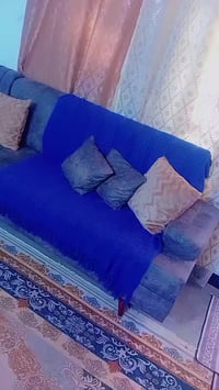 ديوان ١٠ مقاعد • نظيف • زعفرانيه