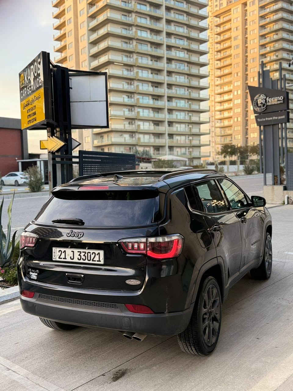 جێپ کۆمپاس 2021 ڕەشی بلاک تۆپ لیمیتد 
فولل یادی ٨٠ ساڵەی شەریکەی جێپ دروست کراوە 
پانۆڕاما،کوشن جلد،برێک بصمە،
ئۆتۆ هۆڵد،ڕاداری لاکان و ڕاداری ناوچەی کوێر،
تبرید مرکزی،درگا بصمە،دەبڵ ئەکسل،
سیستەم مکەبەرەی Alpine،توڵی سەقف و بلاجلتۆر 
حەجمی مەکینەی ٢.٤ بێ تۆربۆیە،شاشە گەورە و کامێرە 
کوشن کارەبا،چەندین مواسەفاتی تر…….
3C4NJDEB4MT556907
ئەوەش ژمارەی شانصی
ئەزیزان سەیارەکە بێ بۆیاخە بێ ئێرباگە ڕەسمی دەعمەکەو 
ڕەقەم شانصی کەیم داناوە جوان سێری بکەن 

سعر: لە کۆمێنت داوای بکە ڕاستەوخۆ بۆت دێت 📩 

گێڕ و مەکینە و ئەکسلی بەشەرت
ڕەقەم و سەنەوی تازەیە بە ناوی خۆمانەوەیە 

ژمارەی خاوەن سەیارە 
شوێن :سلێمانی
***********
