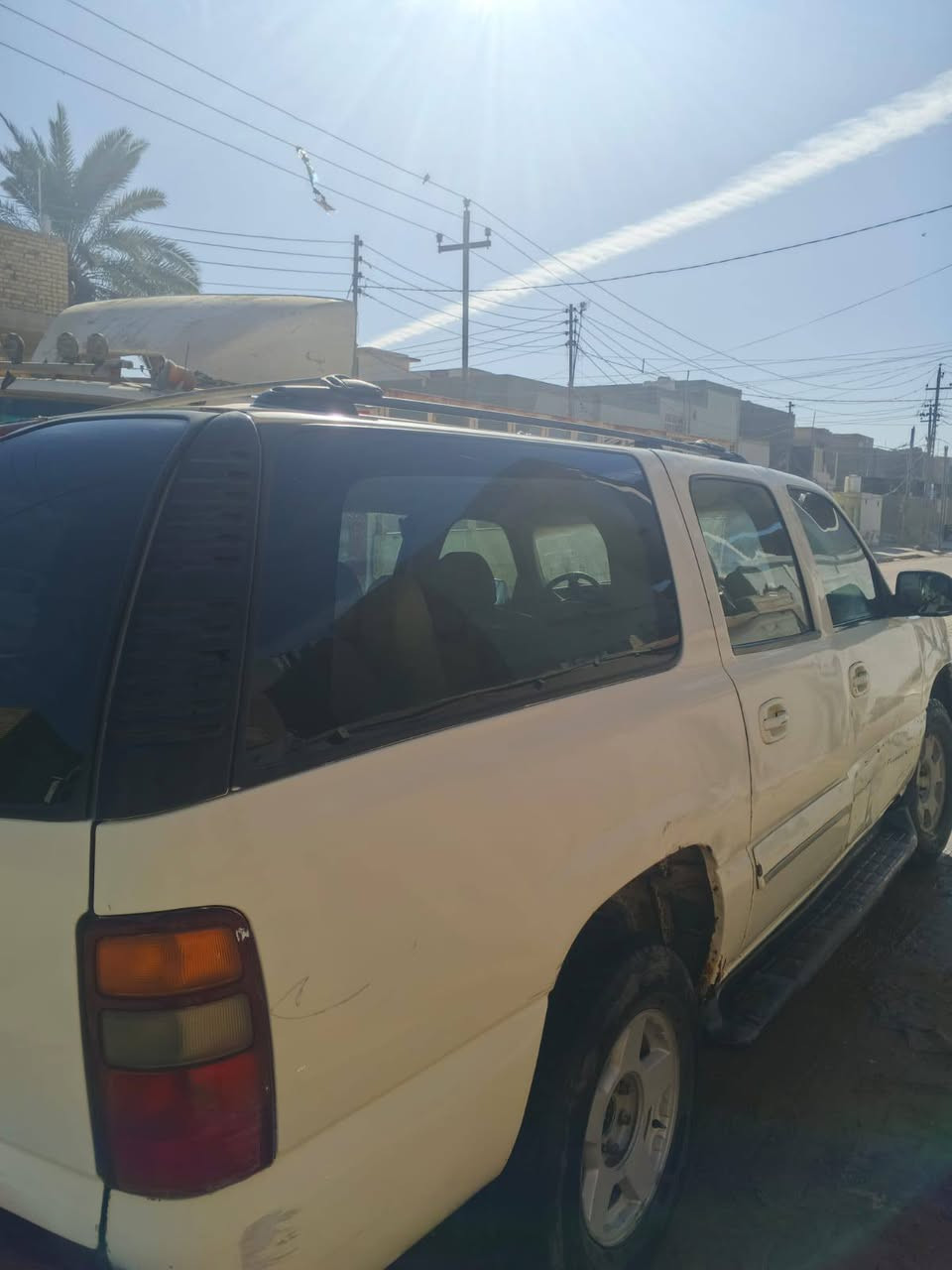السلام عليكم عندي تاهو ٢٠٠٤ رقمه تكسي شمالي راعيه موجود مكان السياره ديوانيه...السعر ٥٥ وبيه مجال...***********

