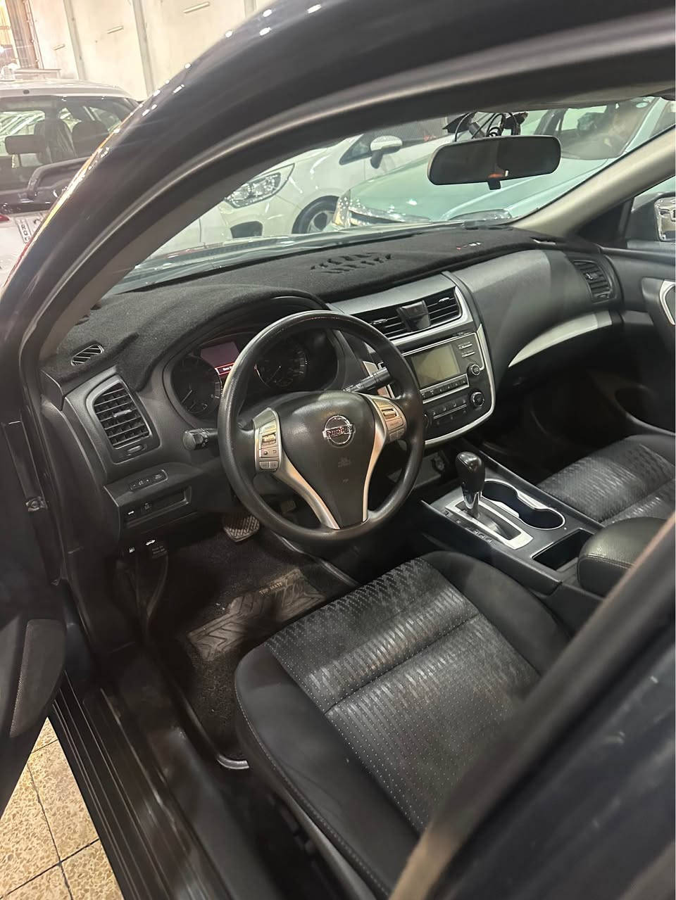 التیما ٢٠١٧سەنەوی ڕەقەم هەزە هەمووی نویە گیر مەکینە تەقەو ڕەقە هەمووی بەشەرت سەیارەکە کلینە دوو ساردی بجوکی هەیە١١٨ کەمەک مەجار 
*********** أربيل, العراق
