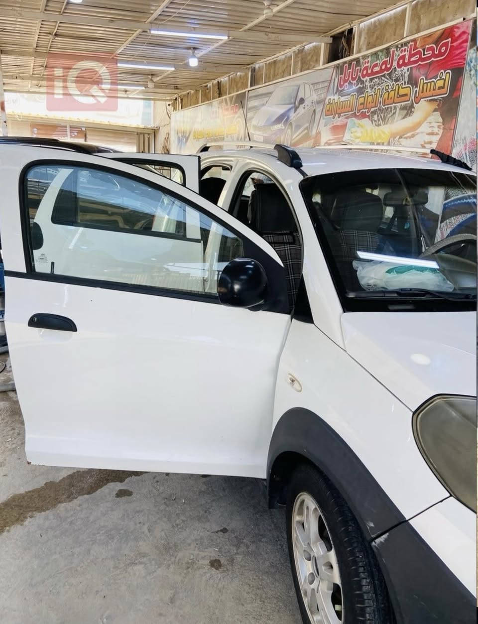 شيري x1 2014
🔹 نوع الكير: أوتوماتيك / كهربائي (عادي)  
🔹 الحالة العامة: جيدة جداً  
🔹 صبغ: السيارة مامصبوغة (عدا باب السائق كان بيه حادث بسيط وعليه لاصق فقط)  
🔹 الملكية: السيارة باسمي  
🔹 الرقم: أمريكي جديد  
🔹 السنوية: مجددة (جديدة)  
🔹 التحويل: فوري خلال يوم واحد  
🔹 المحرك: حدادي (مكفول)

💰 السعر: مفتوح – المشتري يقيّم


**إذا كنت صاحب هذا الإعلان وتريد حذفه لأي سبب، رجاءا أرسل رسالة إلى الدعم الفني**