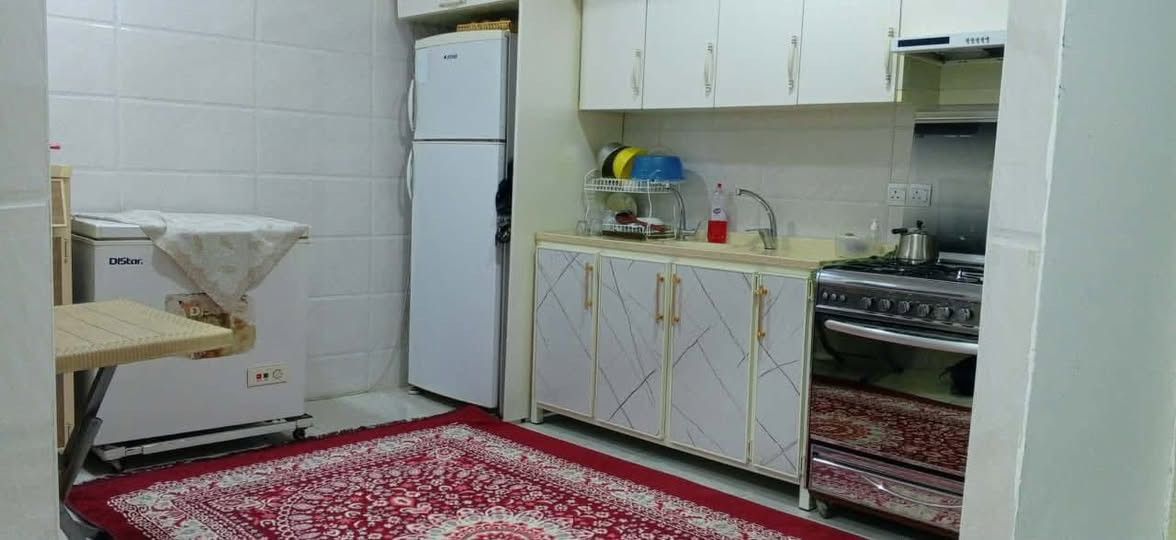 دار للبيع حي الوحده قرب جامع الرحمن 

المساحة 100 واجهة 5 متر 

سند طابوً ملك صرف 

مكون من طابقين

الاول هول استقبال مطبخ صحيات غرفه نوم

الثاني 2 نوم غرفتين نوم ومطبخ صحيات

السعر 145 مليون قابل للتفاوض

للاستفسار اكثر 
*********** 
***********
