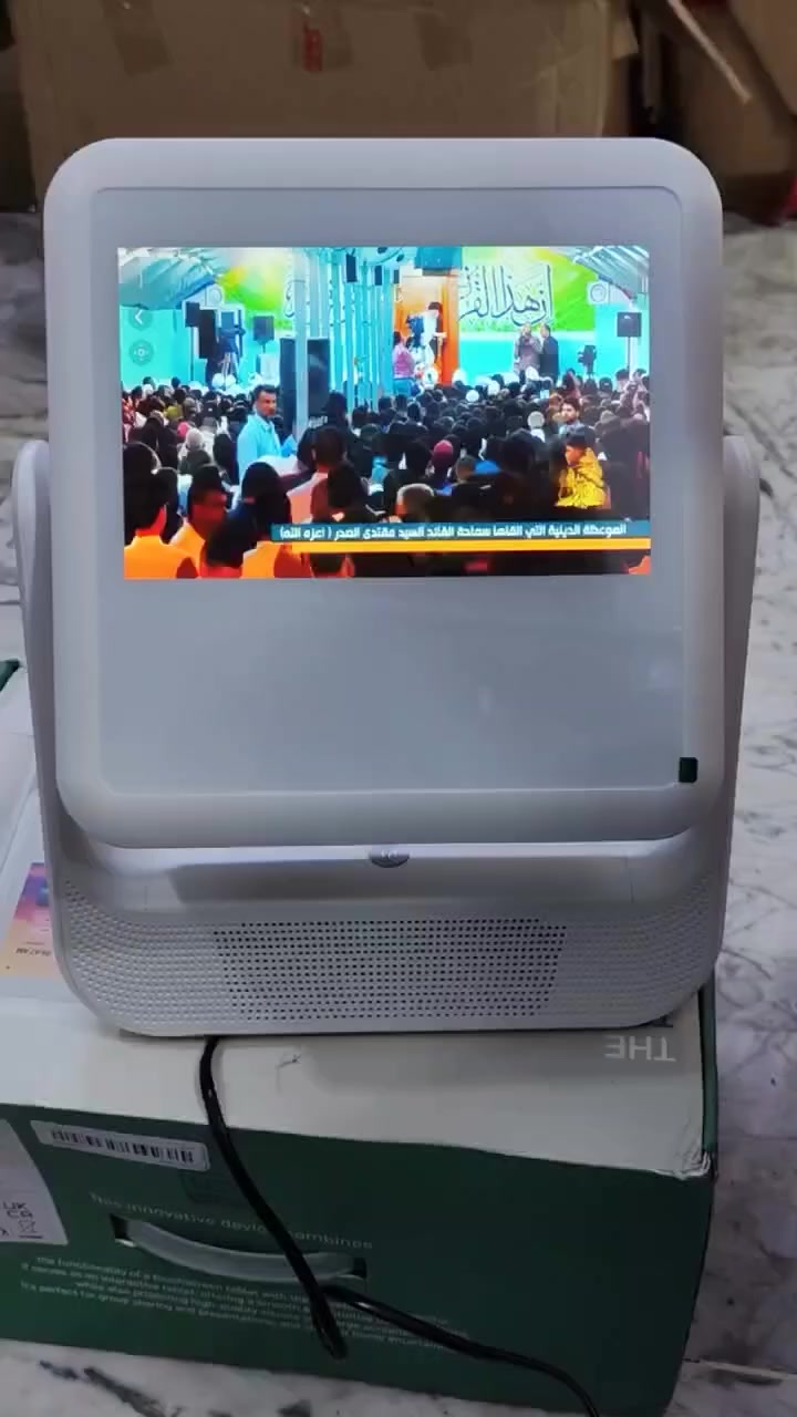 داتاشو واي فاي شاشه لمس وتعرض بدقه 4k نوعيه جدا راقيه وحجمها كبير السعر 200
للتواصل ***********
