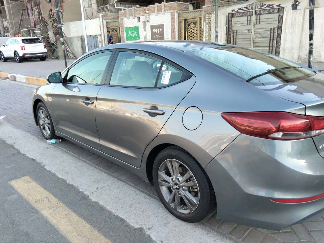 سلام عليكم النترى موديل 18 سياره كلين بدون حادث ليبل واحد سياره مابيه تبديل رقم اربيل تحويل مباشر ماسوي وكالة تحويل مباشر  نص فول لايت زنون الاصلي بيها ثلجي
بيها فقط جاملغ صبغ مكينه وكير خير من الله دوشمة عامة تبريد ثلج تخم تأير جديد صدر كله جديد سياره جاهزة 
العنوان مدينة الصدر السعر 118 وبيها مجال بصيط وترهم مراوس ***********
