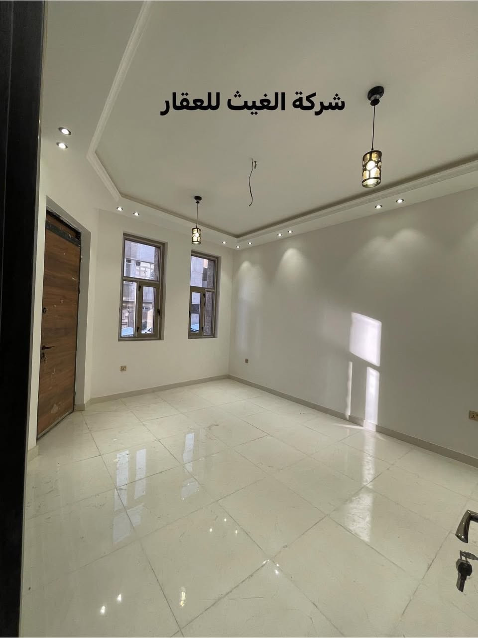 🔥☄️ دور للبيع بناء شركة الغيث 👇👇
فرصتك لامتلاك بيت بطابو صرف مساحات 60م و70م بتصميم حديث وأنيق، موقع هادئ وخدمي وقريب من كل الاحتياجات.

مواصفات البيوت:👇
✔️ 4 غرف نوم واسعة
✔️ صالة معيشة بتشطيب عصري👇
✔️ خدمات عدد (2)
✔️ منور للإضاءة والتهوية
✔️ تصميم حديث يلائم العائلة
✔️ موعد التسليم: فوري 
✔️ من إنجاز شركة الغيث للعقار👇👇

📍 الموقع: بغداد – الأعظمية – شارع عمر – داخل فرع معجنات سويتي

📞 للاستفسار:👇👇
• رقم الأول: ***********
• الرقم الثاني: ***********
