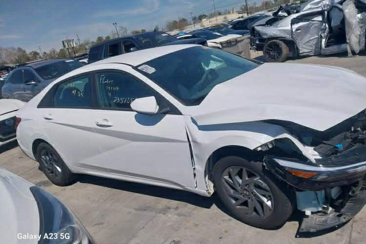 النترا موديل 2024 فحص موقت ⏱️ السياره دخول جديد بيها جاملغات اماميه ثنين بيهن بارد والبنيد مصبوغ بدون دواخل السياره ماشيه 35 الف مابيها نقص حمدلله مكينه كير مكفولات مكاني #بابل #السعر #مناسب 150$ للتواصل خاص او اتصل وتساب او خط ‭٠٧٨٩ ٣٨٩ ٥٢٤٣‬
