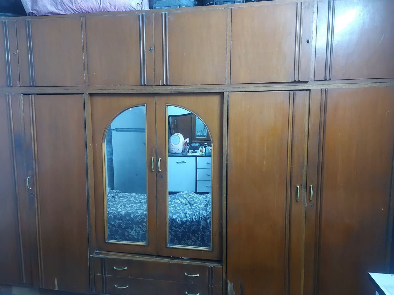 كنتور صاج ٦ باب سعره ١٥٠ الف
غرفه نوم تركي نفرين ب٤٠٠ 
وبيهن مجال


**إذا كنت صاحب هذا الإعلان وتريد حذفه لأي سبب، رجاءا أرسل رسالة إلى الدعم الفني**