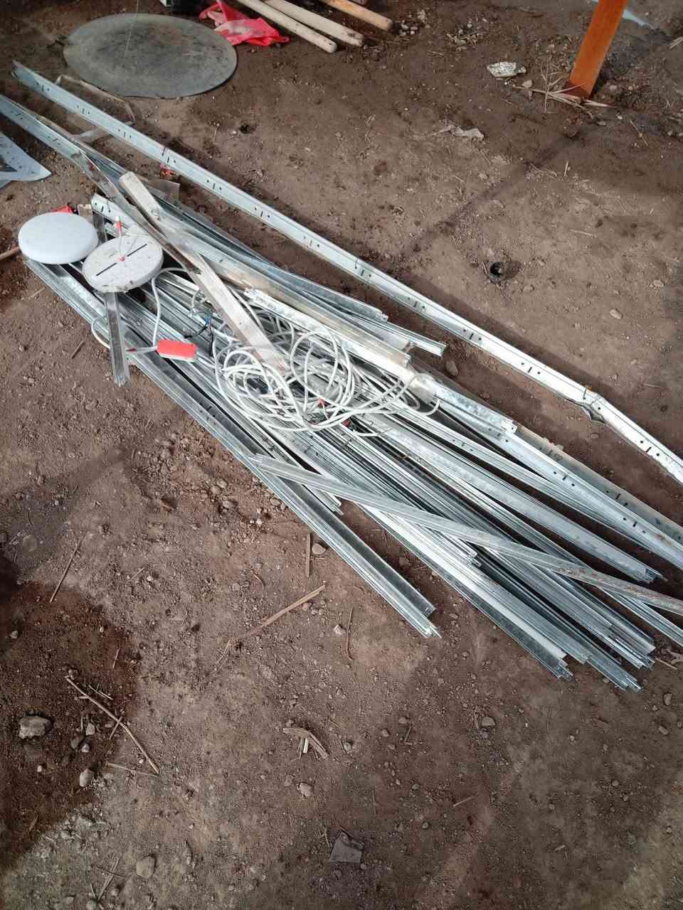 للبيع شلع سقف تنوي  ٣×٦  سعر  ٢٥ الف
استفسار   ***********
