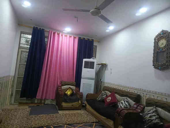 بيت للبيع سند 25 مساحه 175 بي غرفه وكلدور صاله ومطبخ ومجمع السعر 57 وبي مجال حله سياحي منطقة الدولاب قريب على شارع العام ***********
