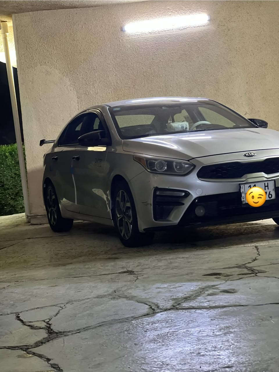 سلام عليكم ورحمة الله وبركاته
العروسه الاسم فورتي الموديل 19امريكي
نص فول بيها جاملغ الخلفي فقط عندي حادثها امريكا 
رقم بغداد الإنكليزي ابسمي هزه جديده نضيفه باتري تايرات 
صدر المكان بغداد السعر خاص واني حاضر رقم التلفون فقط هاذه بي وتساب  ***********
حجم المكينه 2000دوووش
