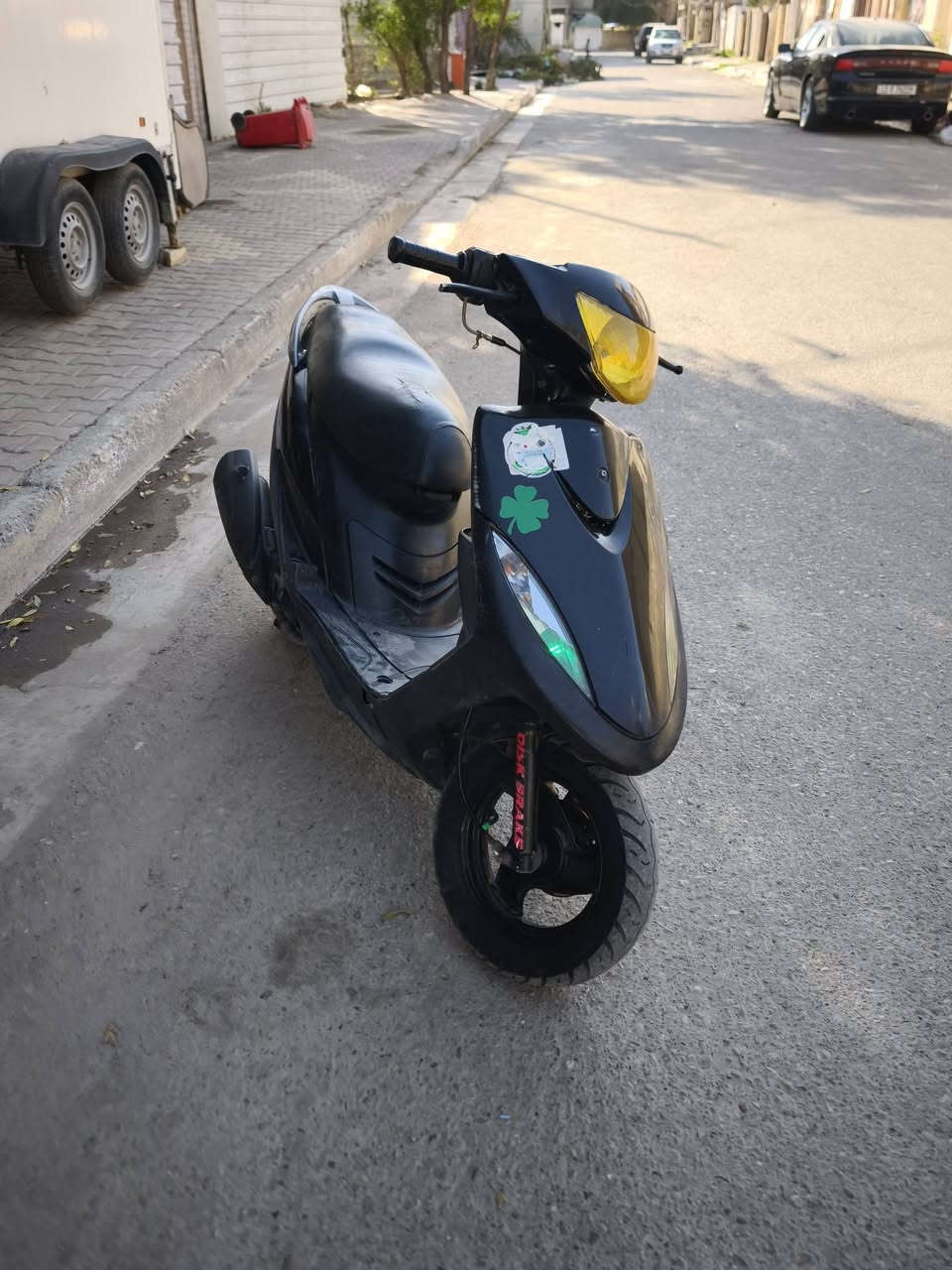 سلام عليكم
ماكس عدلة بلاديه

دراجة كلش نضيفه ختم واحد 

مكينه ناعمه كلش وكفالة لا تخبير لا تنقيص 

دراجة نضيفه وسعرها مناسب 

دراجة بلحقيقه كاعده ونصبة كلش حلوة 

نقص مابيه نكره سلف بكل وقت 

((مكان بغداد الحسينيه))((سعر 550)) بيها مجال بسيط سعرها بلاش

تفاصيل ((***********))
