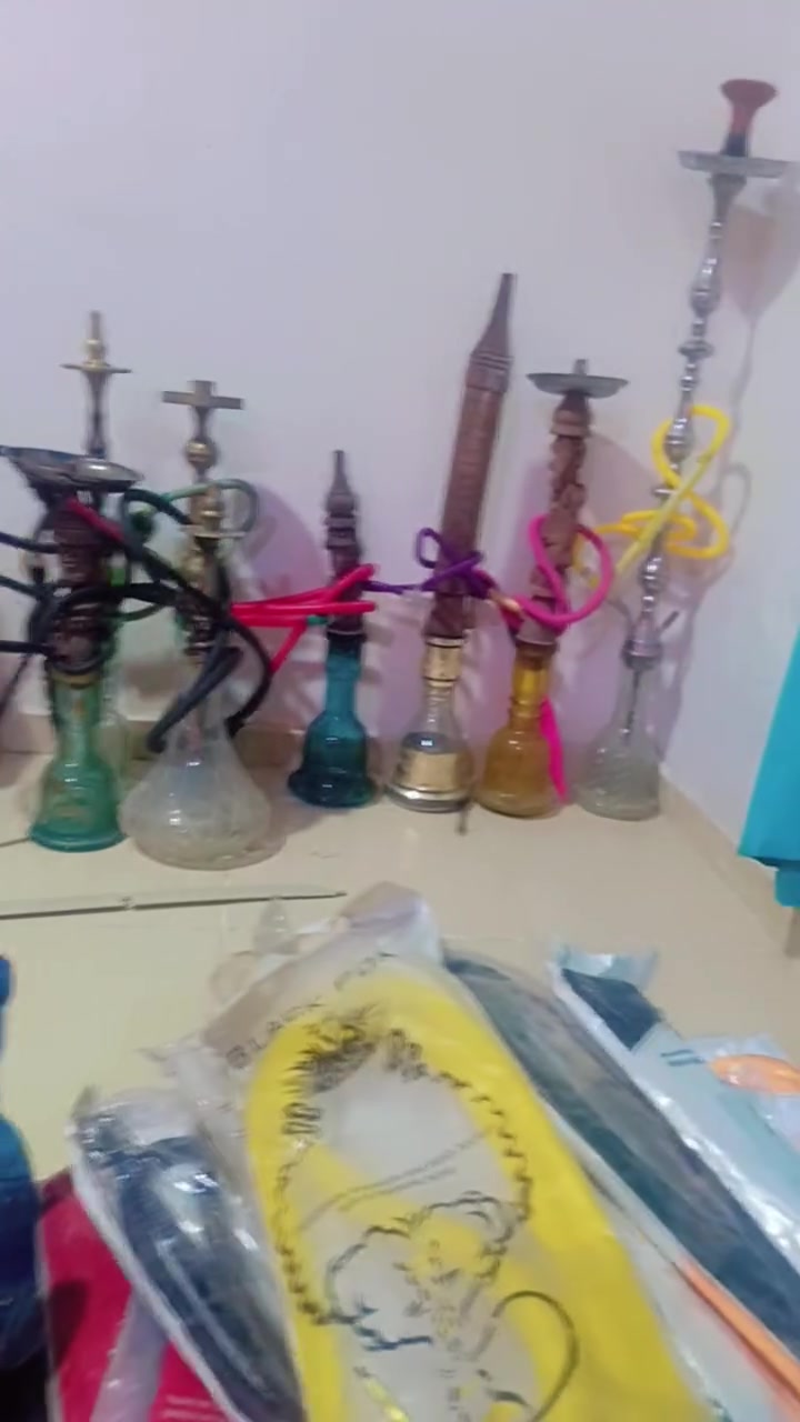 ابيع شلع لتفيده يتصل
***********

